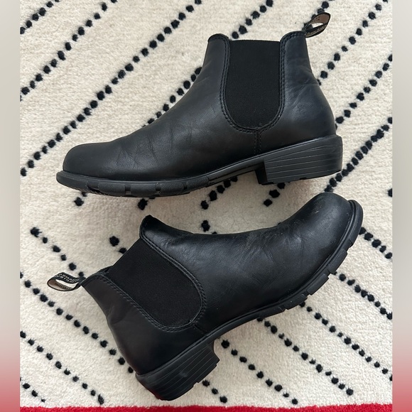 Blundstone Boots. - Picture 6 of 6